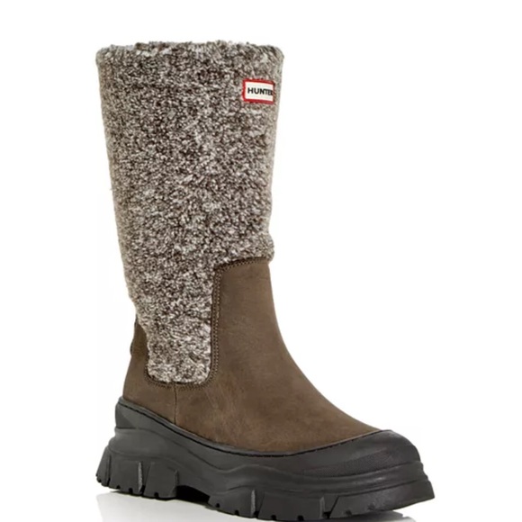 Hunter Shoes - Hunter Tisha Lug Sole Waterproof Snow Boots Size 9